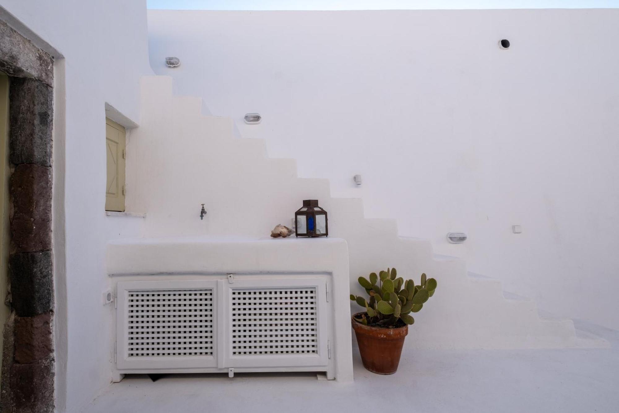Art Canava Luxury Villas Fira  Exterior photo